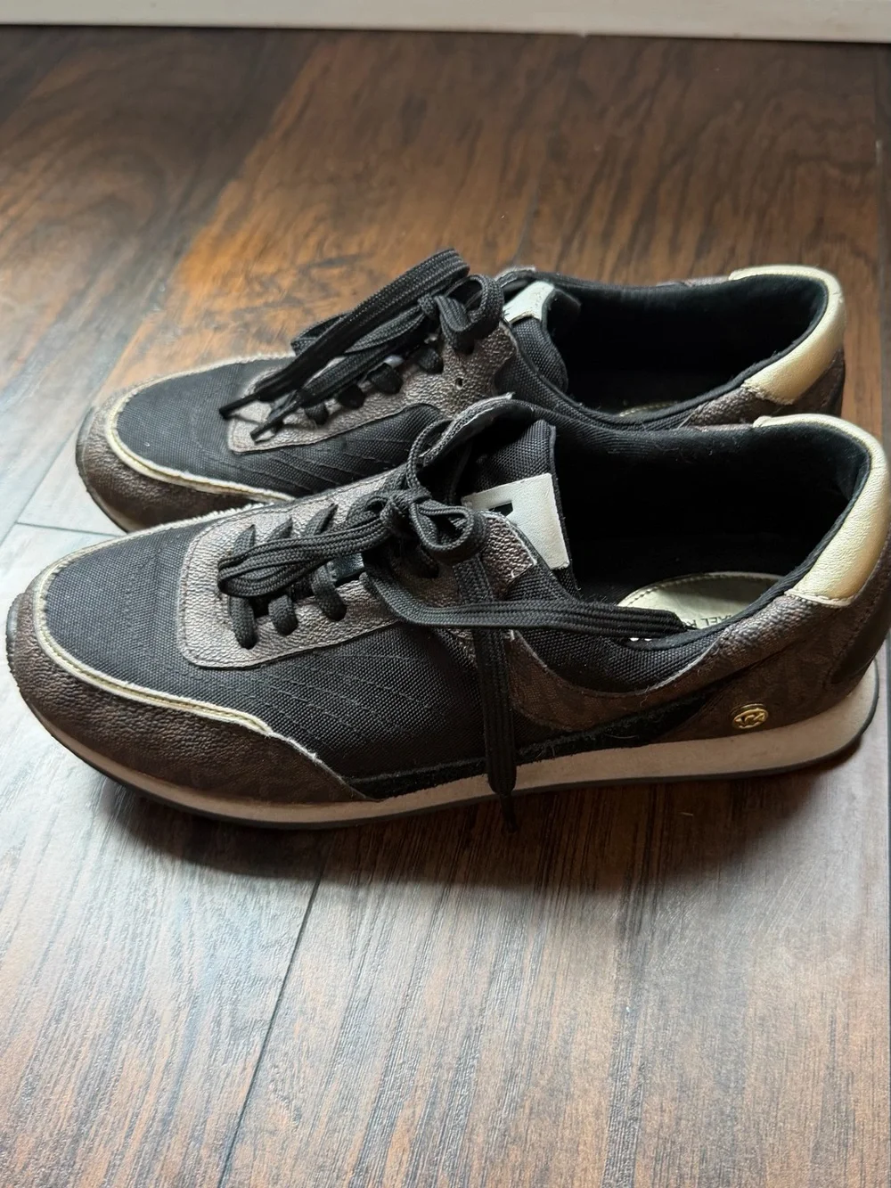 Michael Kors Women’s Sneakers Brown/Black Logo Lace Up Casual Shoes Size 8